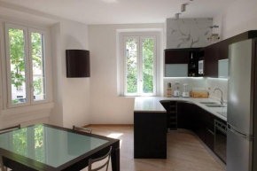 Your Lovely home, PORTA VENEZIA-1 queen bed, 3 single beds, 1 sofa bed-